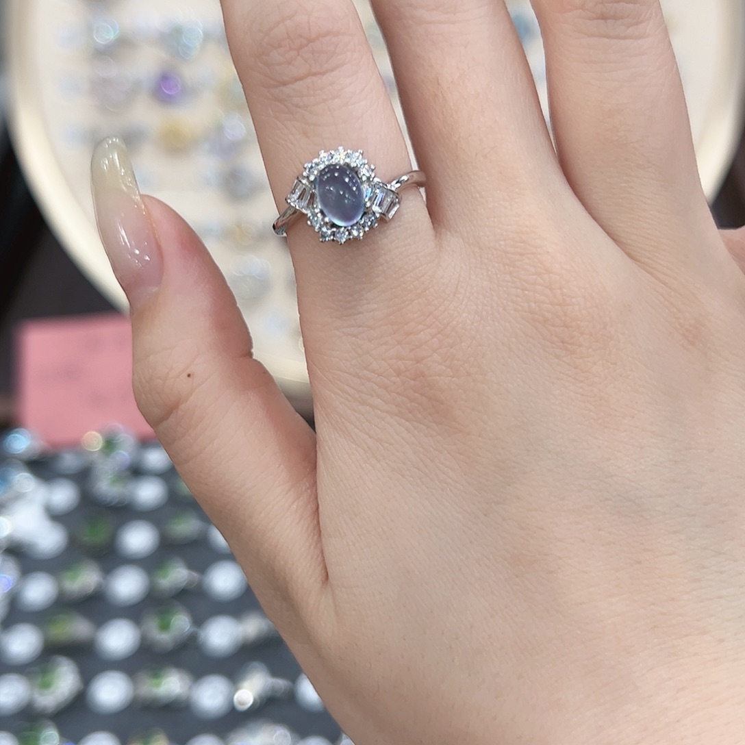 蛇纹石玉戒指银S925镶嵌葛***咯