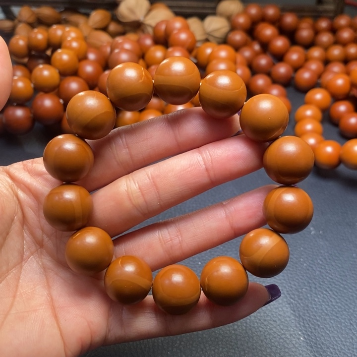 吊坠橄榄核1.6尺寸铁核小孔光珠全品