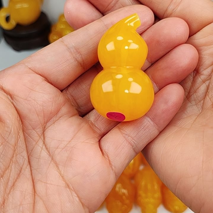 蜜蜡吊坠(赠链)未镶嵌