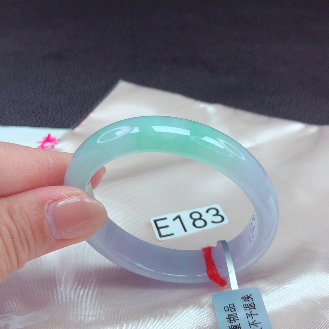 翡翠手镯未镶嵌手镯88