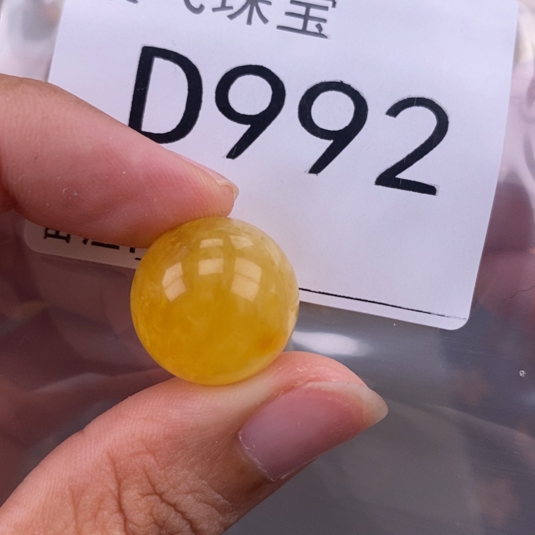 琥珀未镶嵌珠宝奇石17