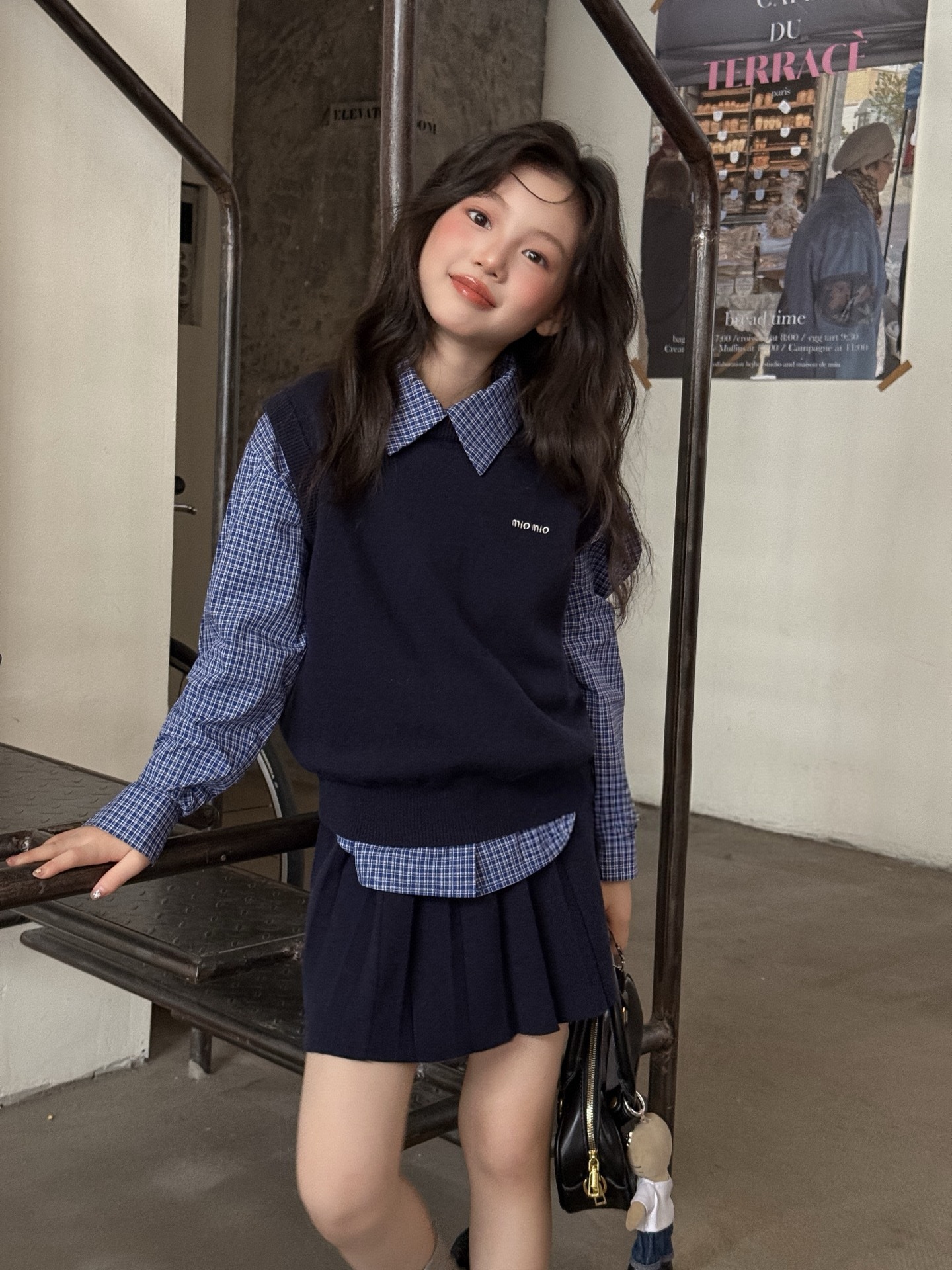 岩系蓝色格子衬衫新款儿童女童洋气长袖上衣295