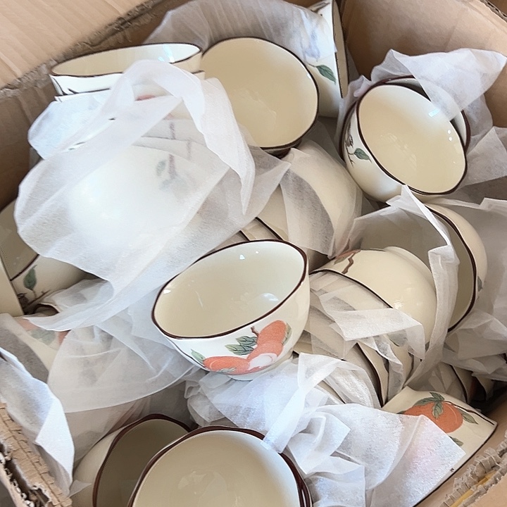 微瑕介意勿拍不退不换 贵妃笑4.5英寸碗10只