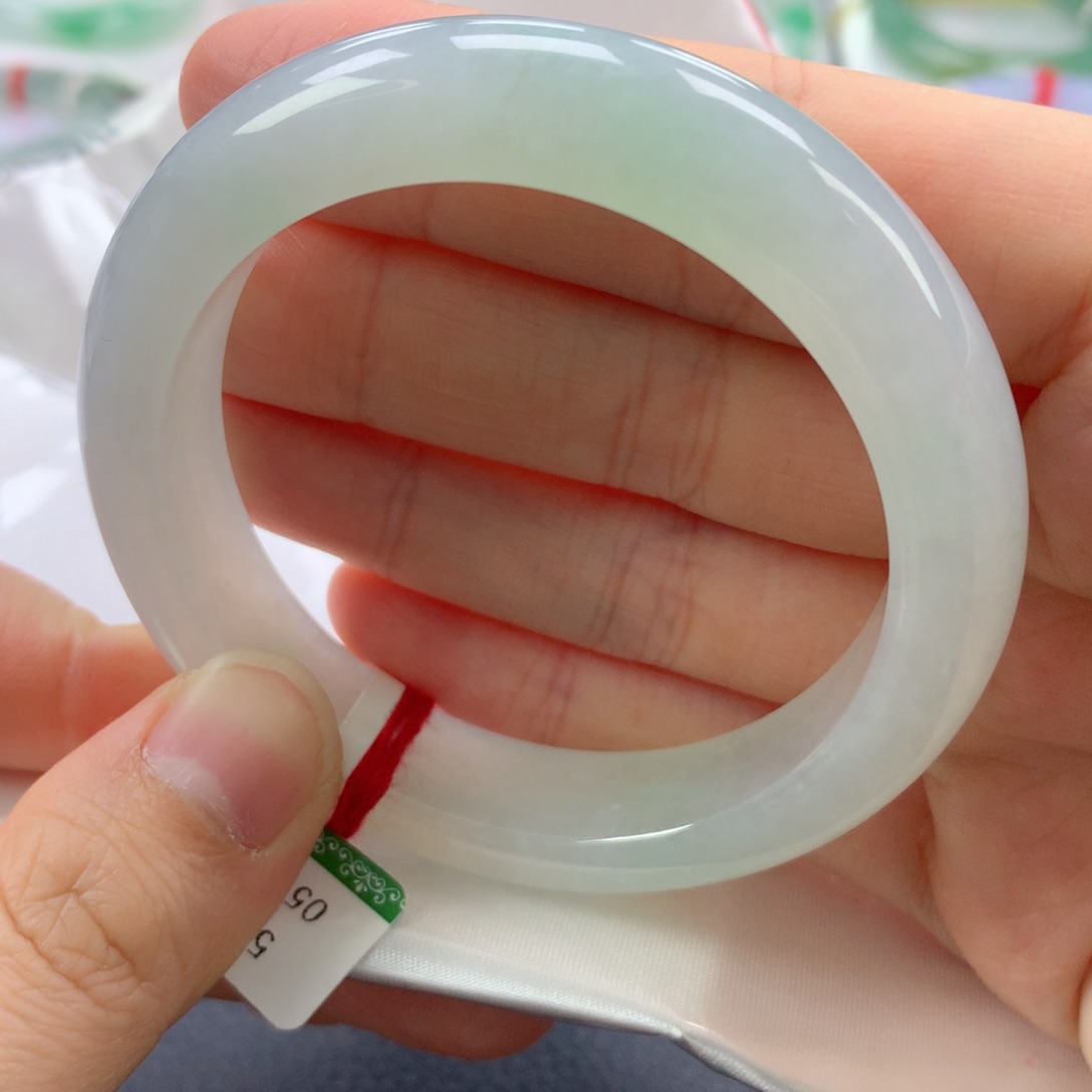 翡翠手镯未镶嵌54加