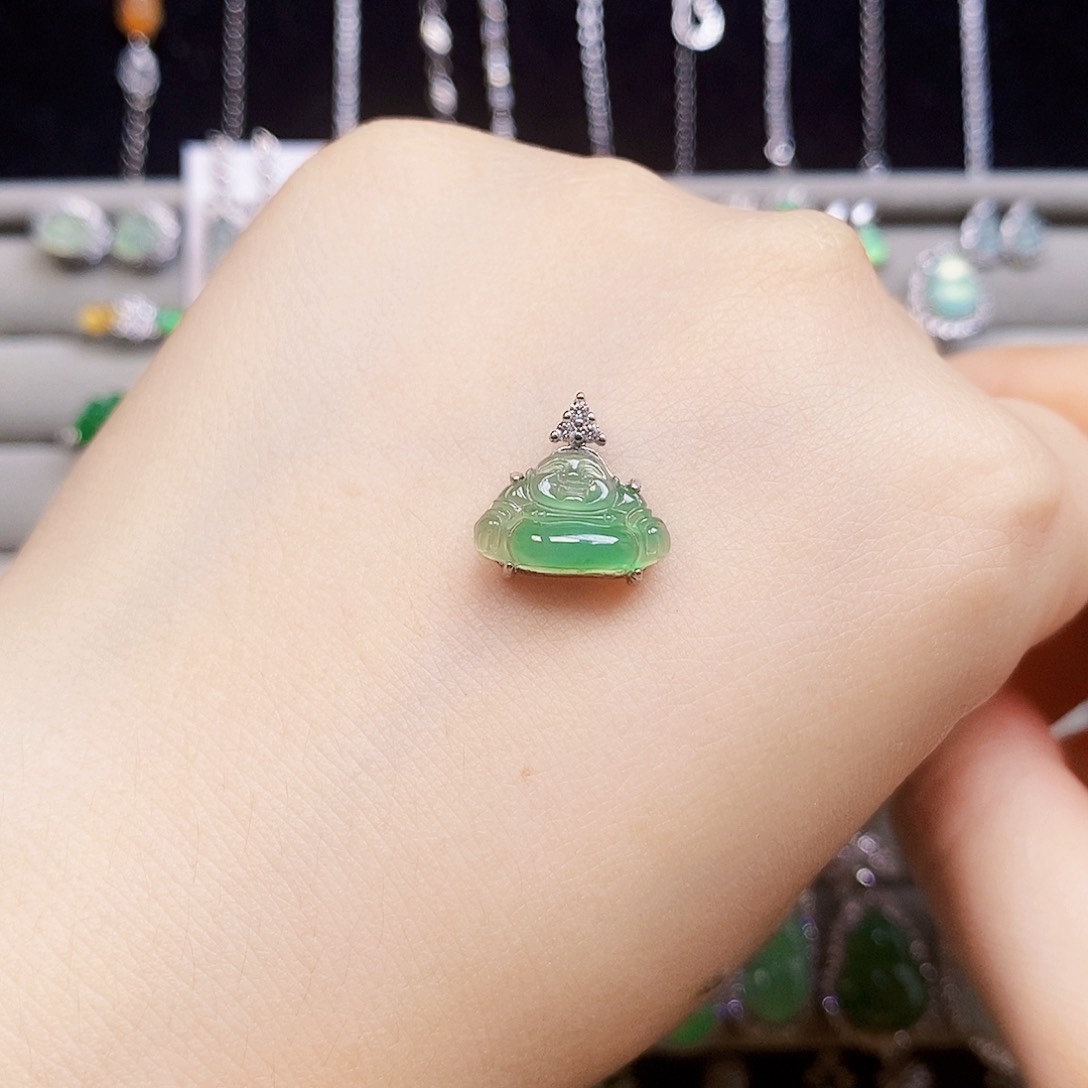 翡翠银S925镶嵌颈饰佛公