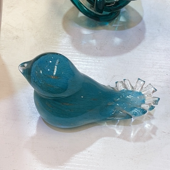 无铅玻璃花瓶高7厘米宽9厘米