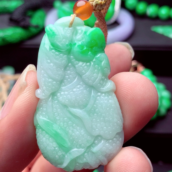 翡翠未镶嵌吊坠(不含链)