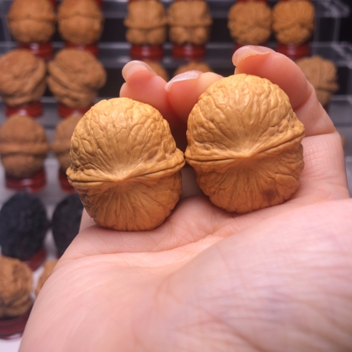 文玩核桃吊坠7招财进宝