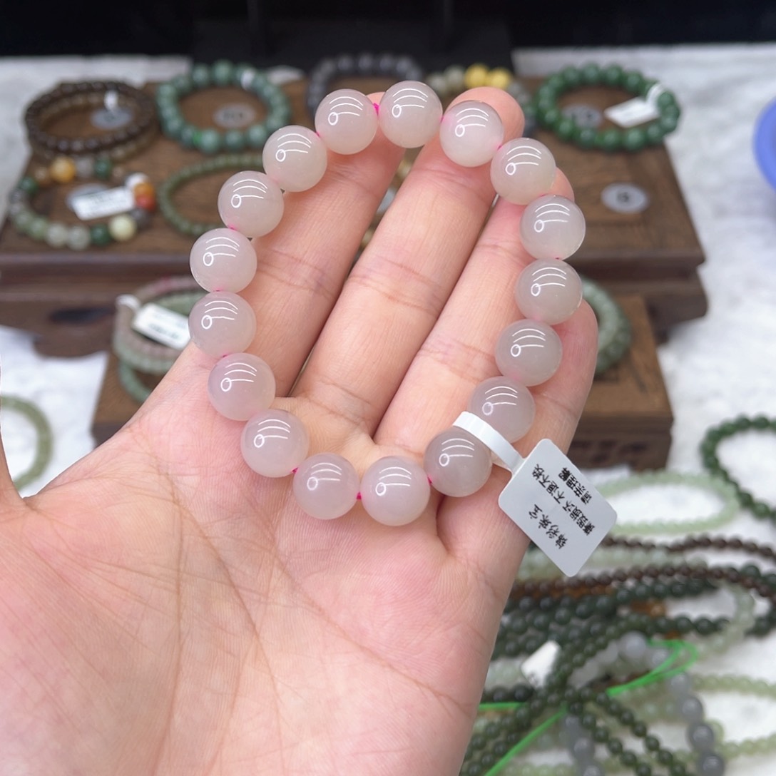 和田玉手串未镶嵌好*?高冰藕粉卡12