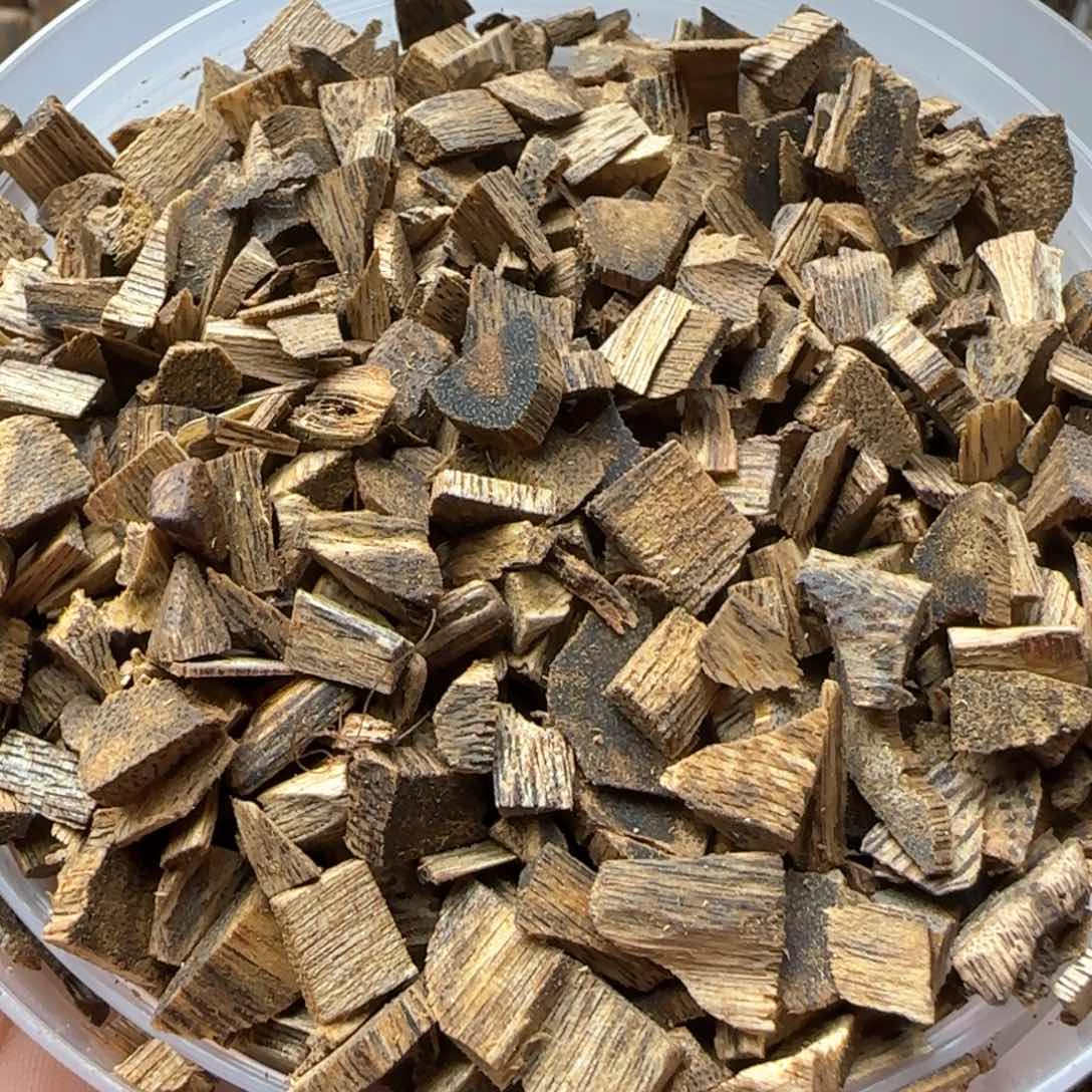 沉香沉香碎屑绿棋原材料50克