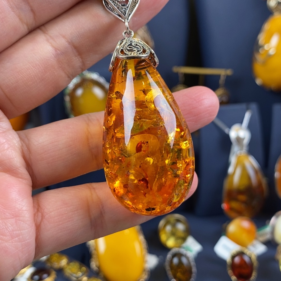 琥珀（花珀）颈饰银S925镶嵌复古