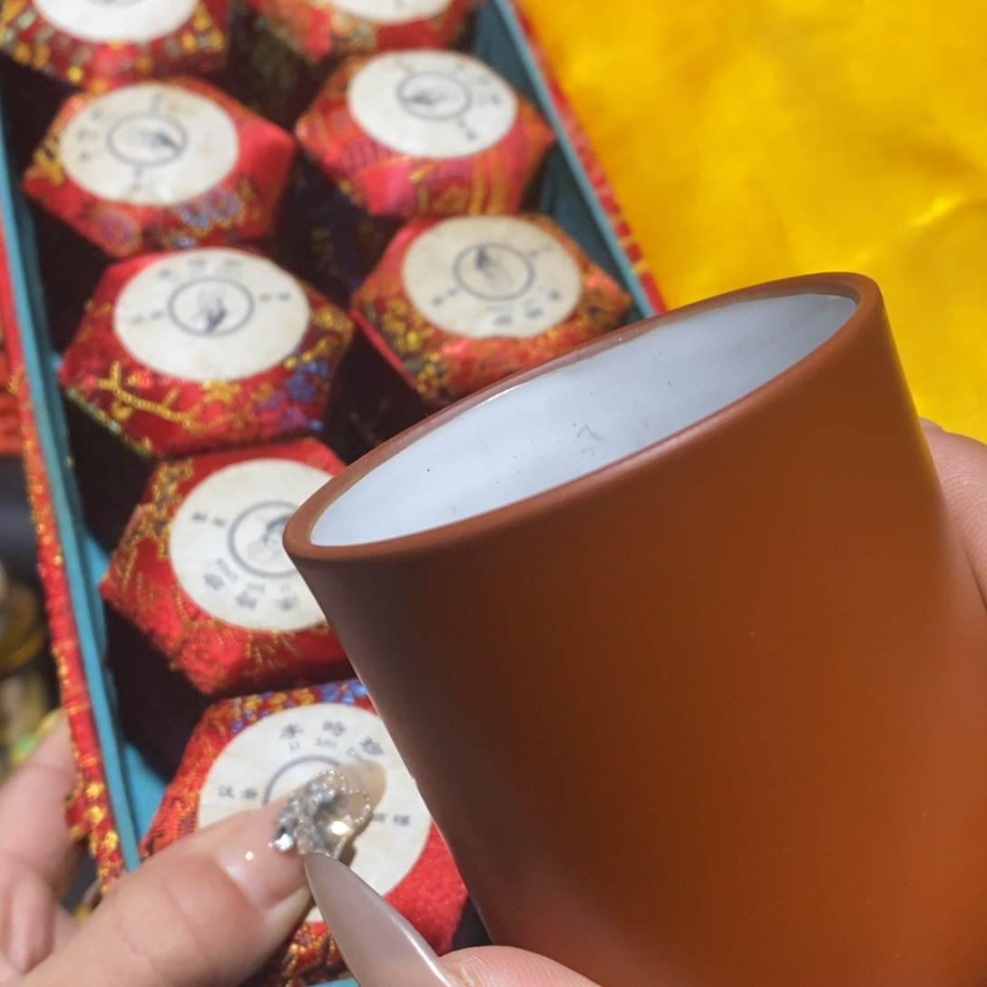 瓷片哈哈哈哈哈哈哈哈哈哈哈哈哈