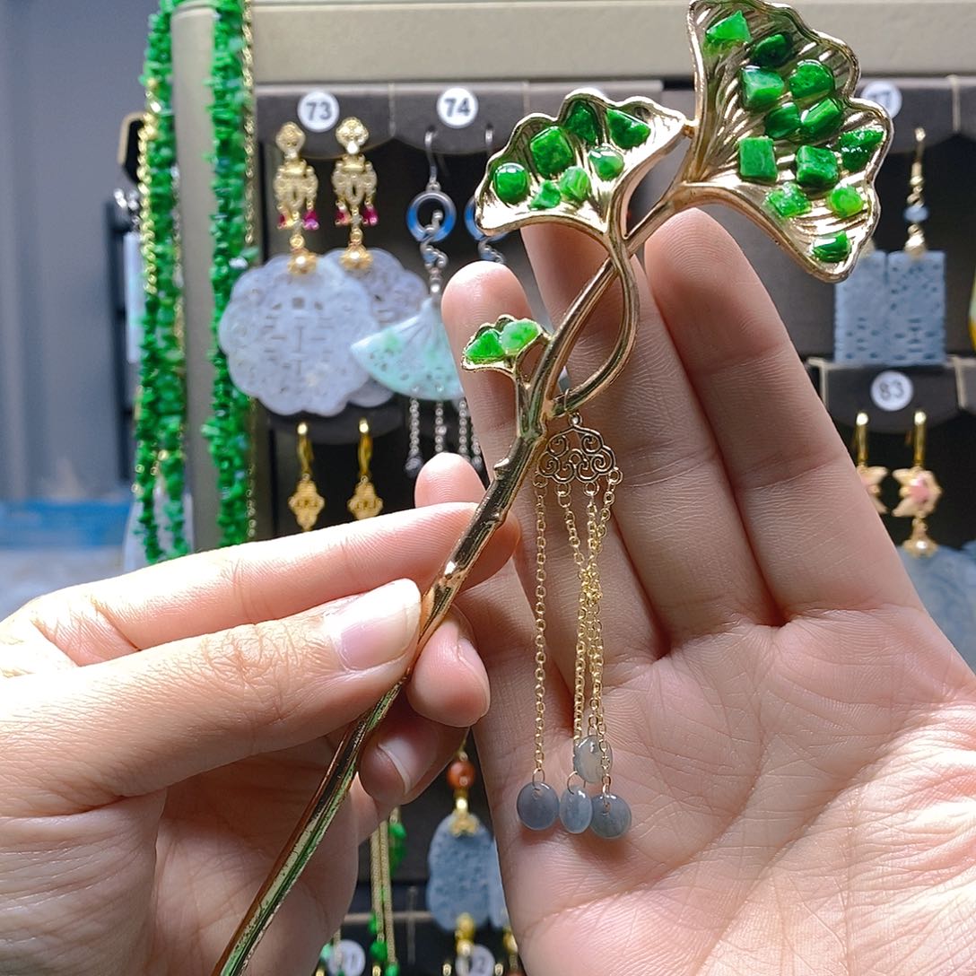 颈饰未镶嵌翡翠翡翠