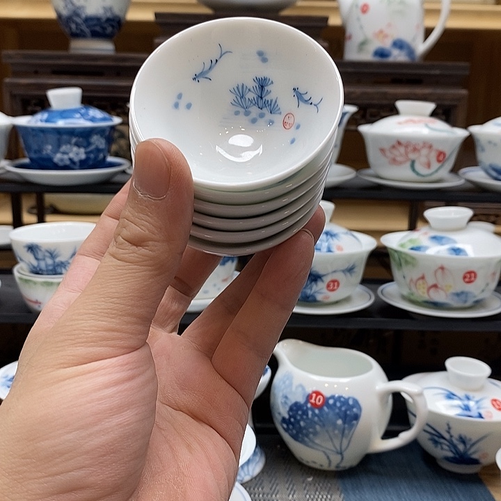 手绘微瑕荷花杯子6只