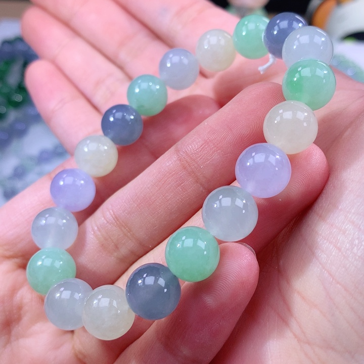 翡翠手链未镶嵌翡翠