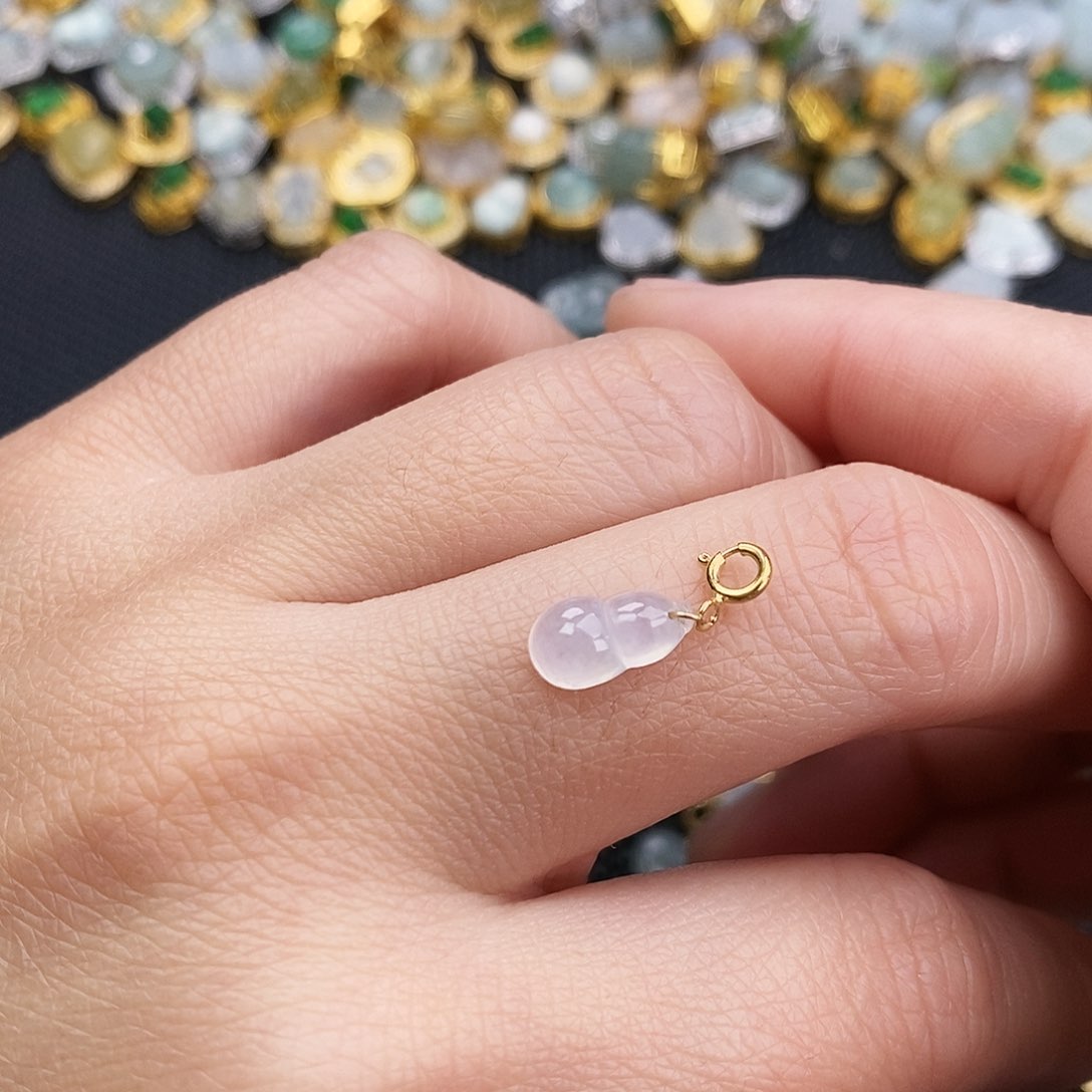 翡翠颈饰18K金镶嵌葫芦