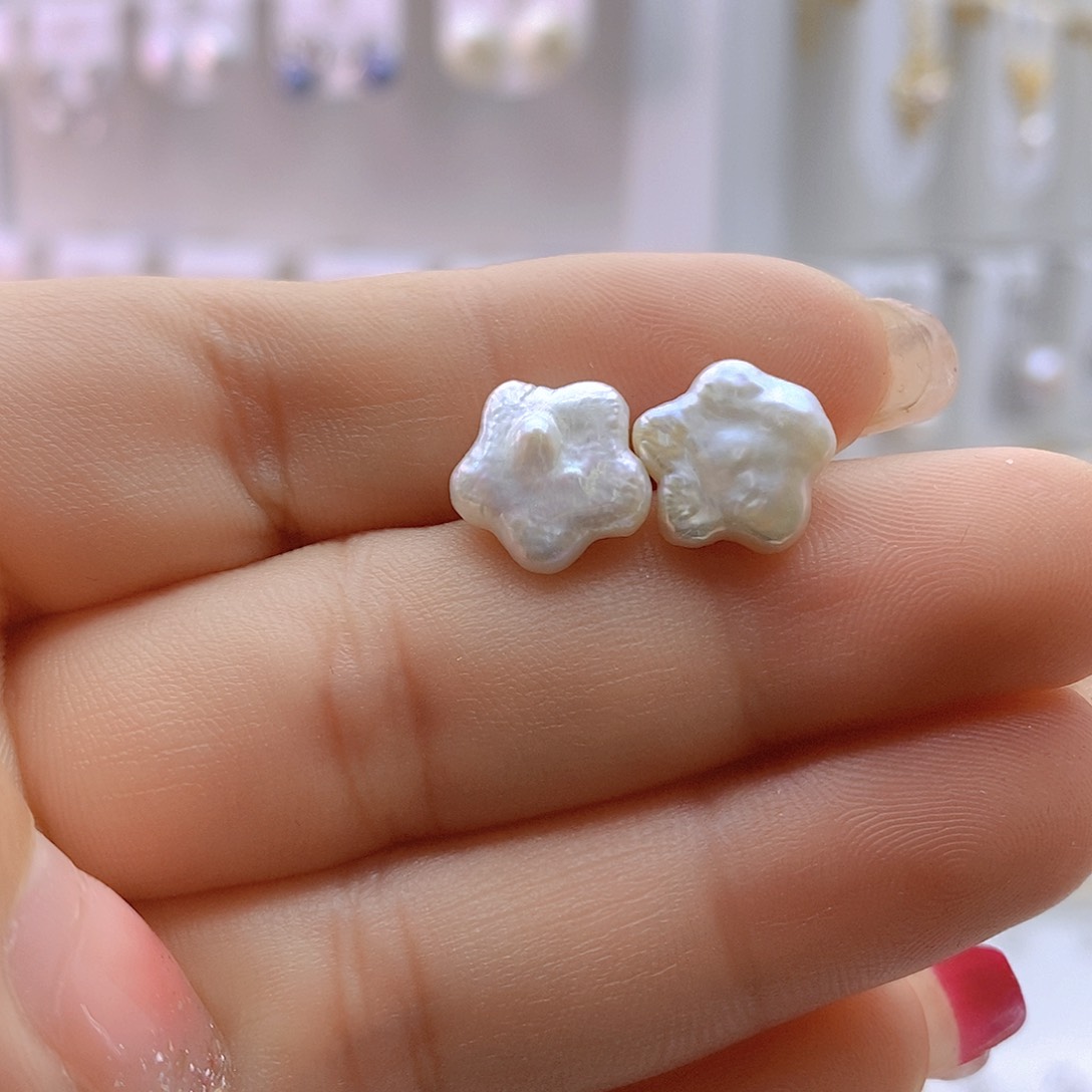 淡水珍珠耳饰未镶嵌