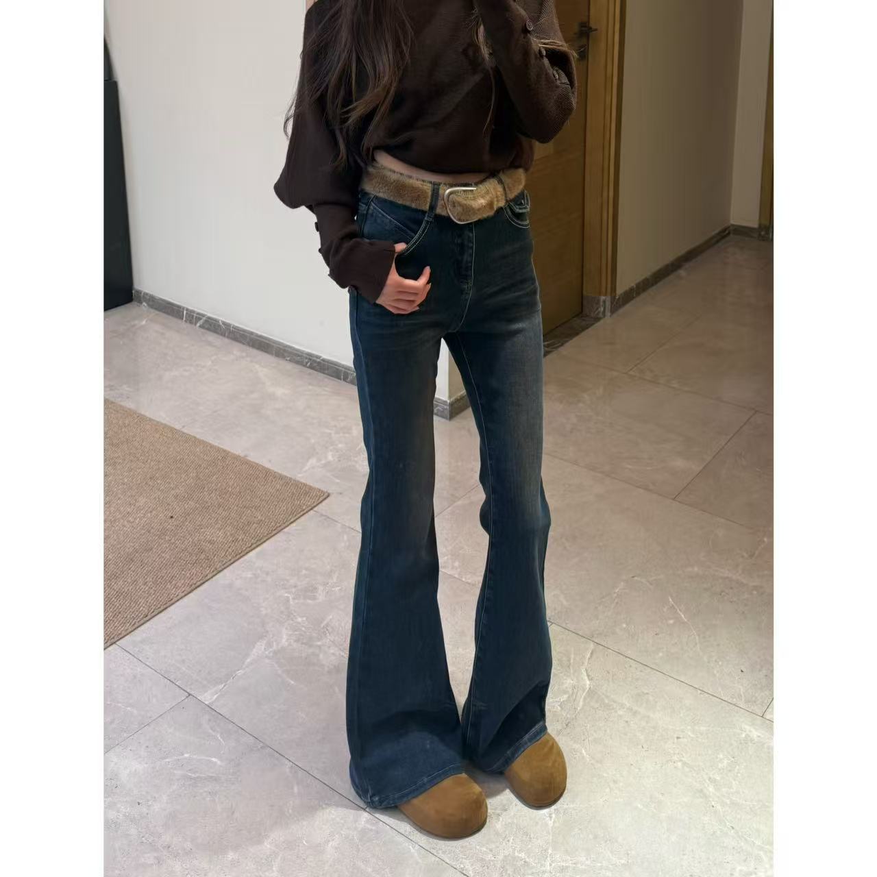 【青姐同款】2025毛毛腰带加绒微弹辣妹风微喇裤牛仔裤修身小众