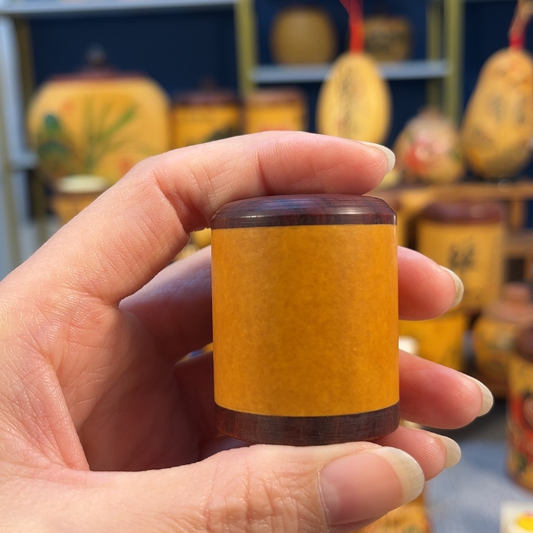 大叶紫檀（黑酸枝木类）