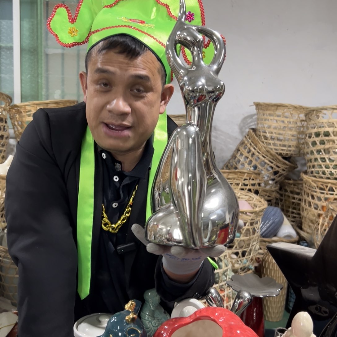 摆件98 号高中低温陶瓷工艺瓶（部分微瑕）