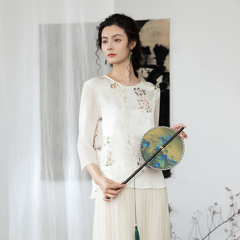 生活在左2025春季新品优雅提花温柔修身显瘦衬衣女1951194