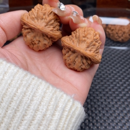 文玩核桃吊坠37秦闷狮子头