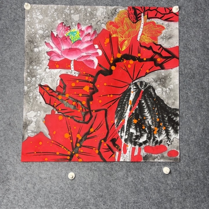 国画手绘国风荷花金线图