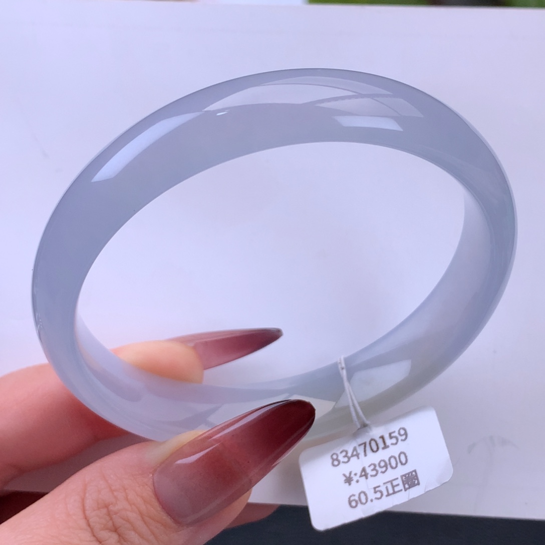 翡翠手镯未镶嵌糯冰淡紫手镯