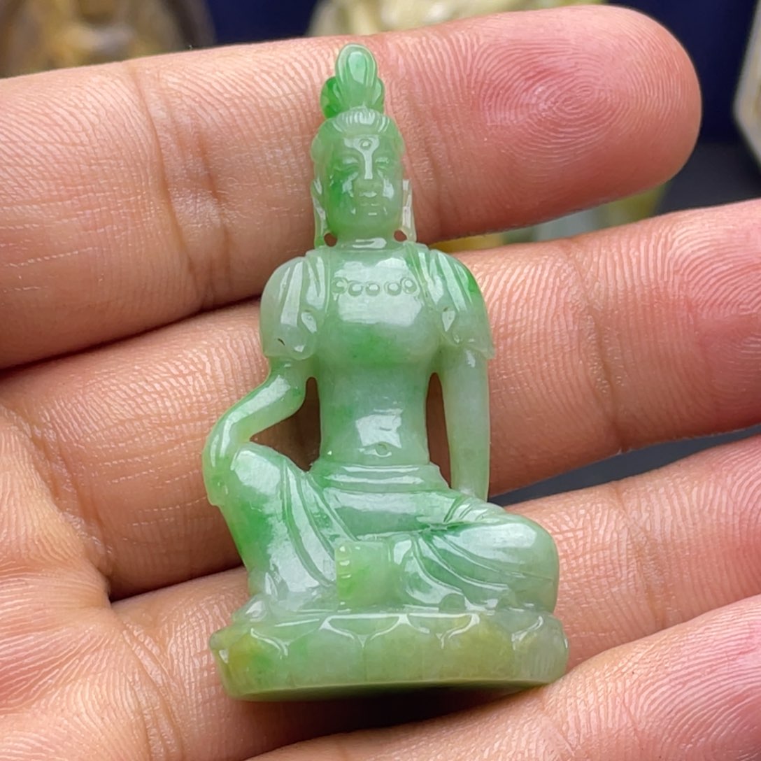 翡翠挂件未镶嵌摆件