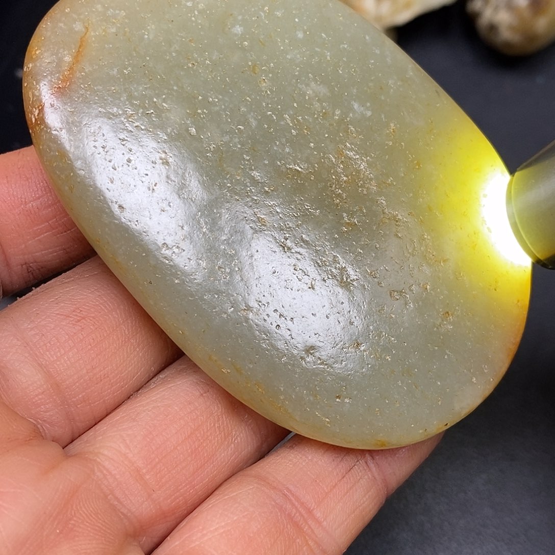 和田玉未镶嵌珠宝奇石