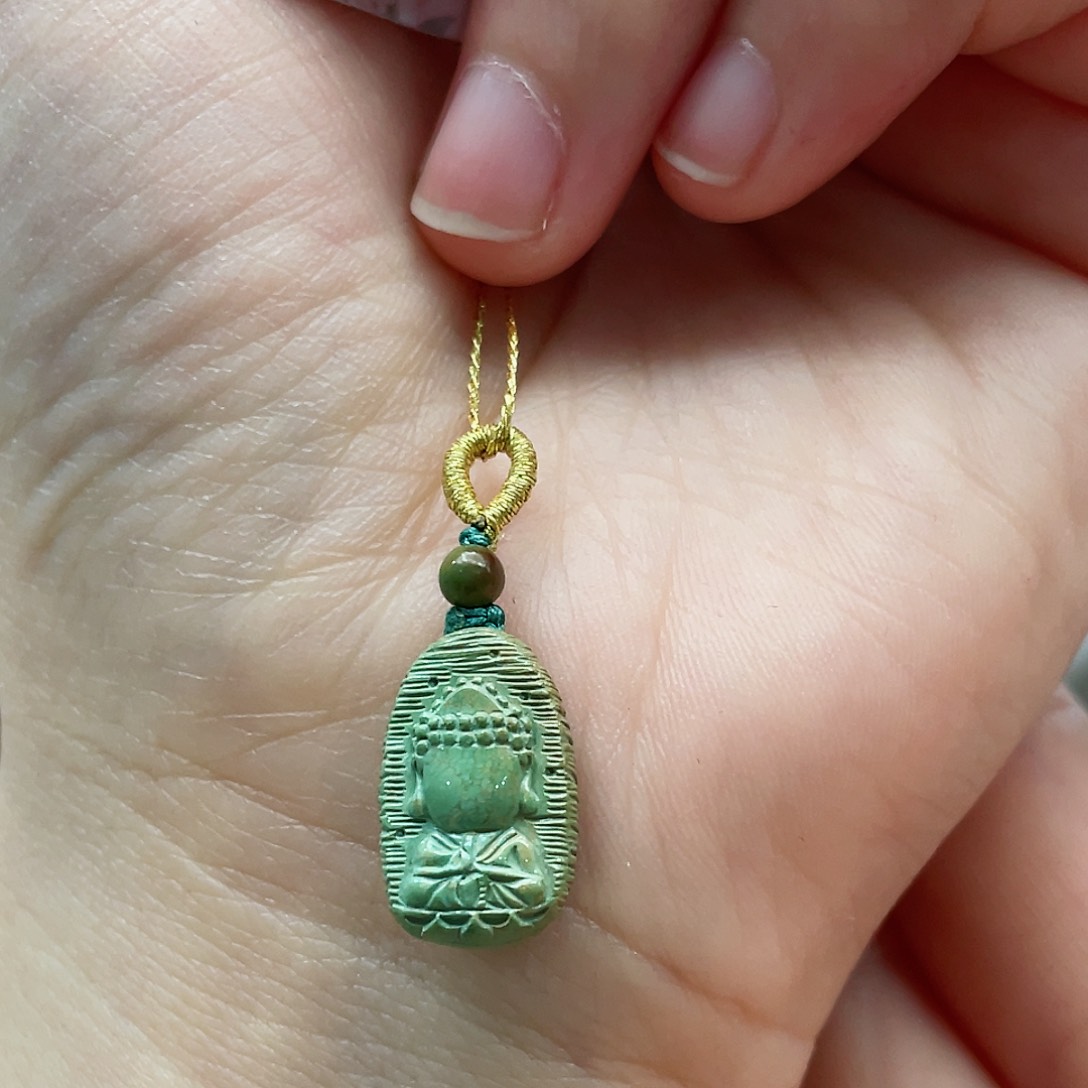 绿松石颈饰未镶嵌