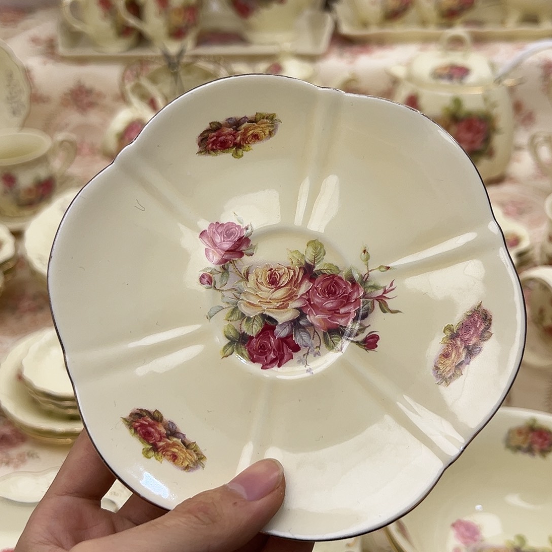 陶瓷两个装陶瓷陶瓷