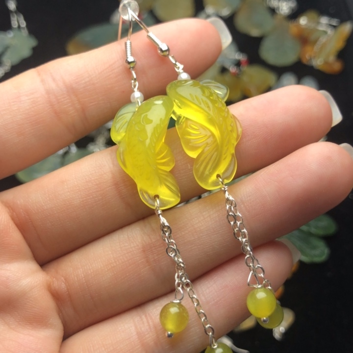 蛇纹石玉耳饰未镶嵌