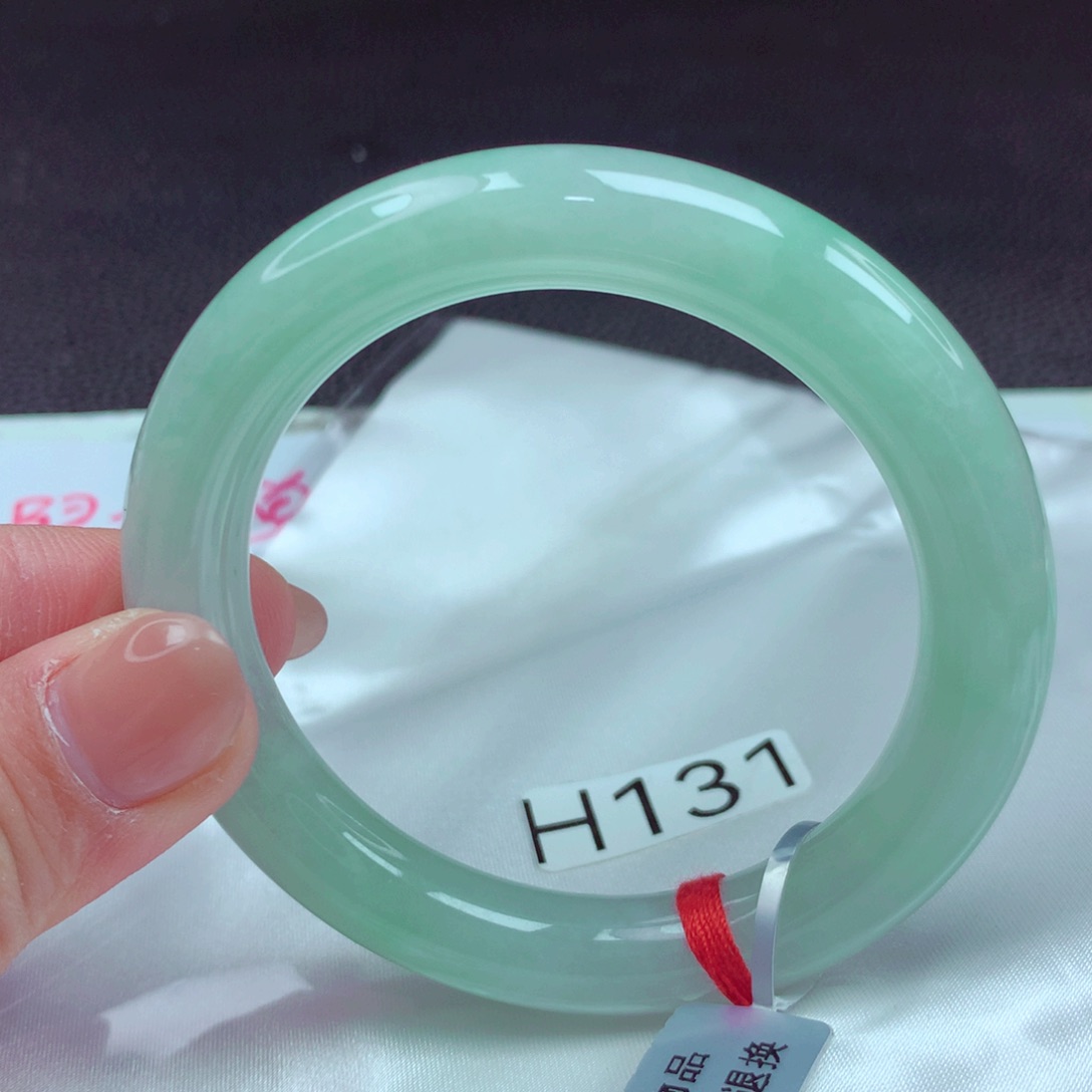 翡翠手镯未镶嵌手镯88