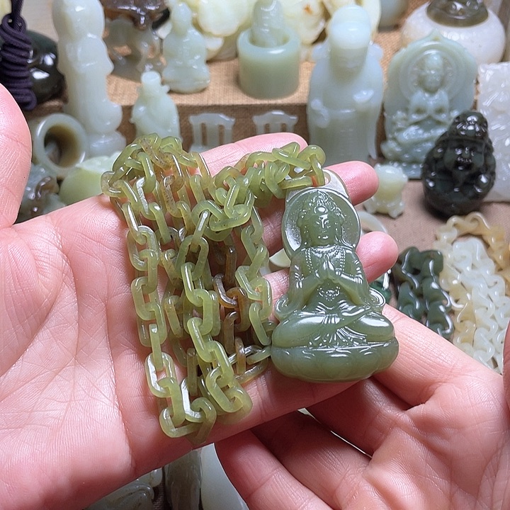 和田玉颈饰未镶嵌