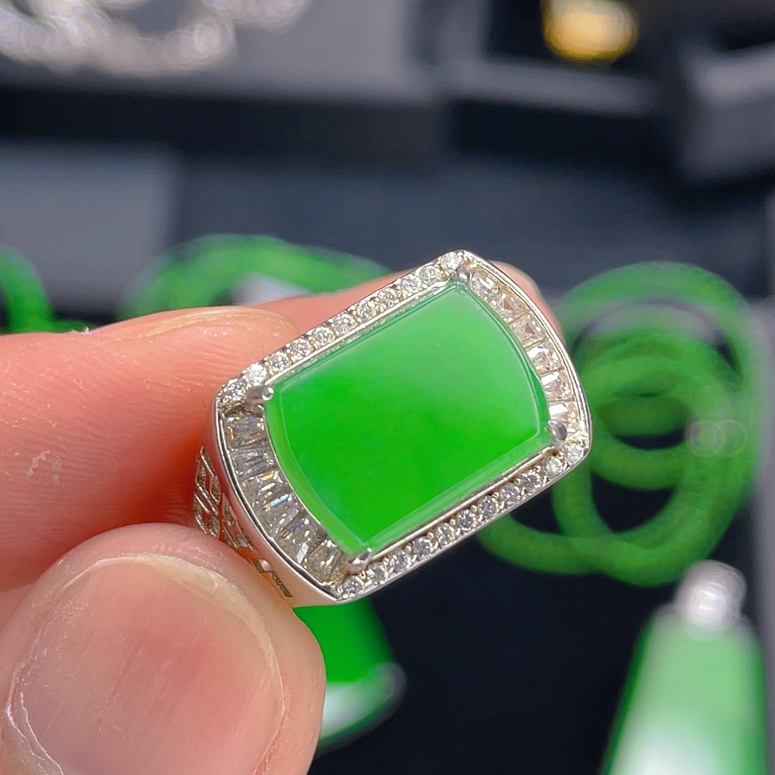 翡翠吊坠(不含链)银S925镶嵌