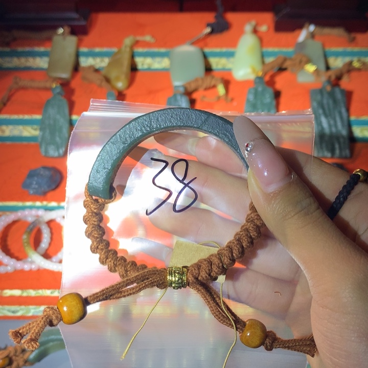 和田玉（糖玉）颈饰未镶嵌D**n