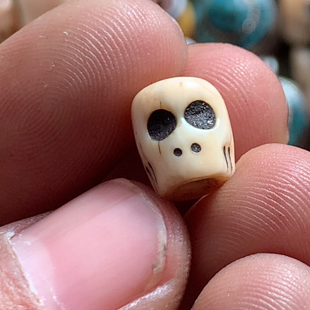 琉璃颈饰藏传小元素