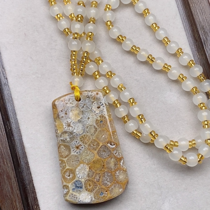 硅化珊瑚（珊瑚玉）手镯未镶嵌