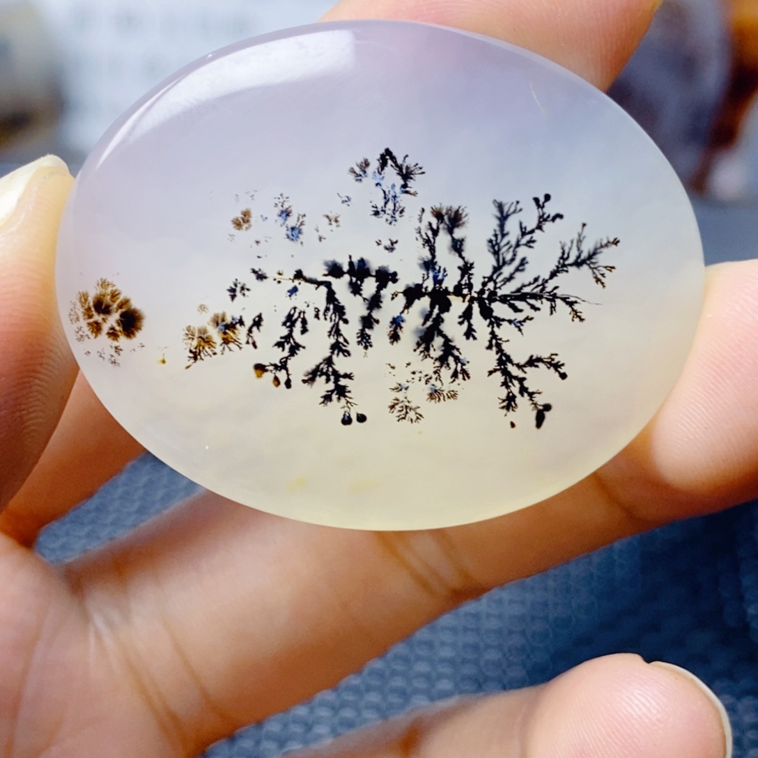 玛瑙/玉髓未镶嵌珠宝奇石