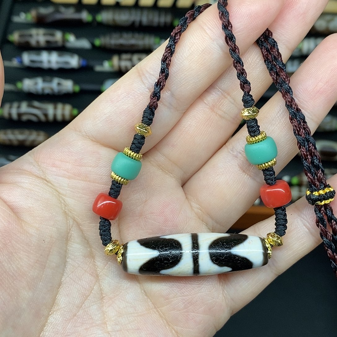 玛瑙/玉髓（覆膜）未镶嵌颈饰