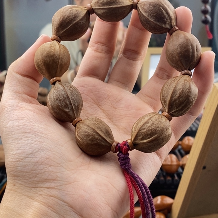 橄榄核手串明****聊梅林铁
