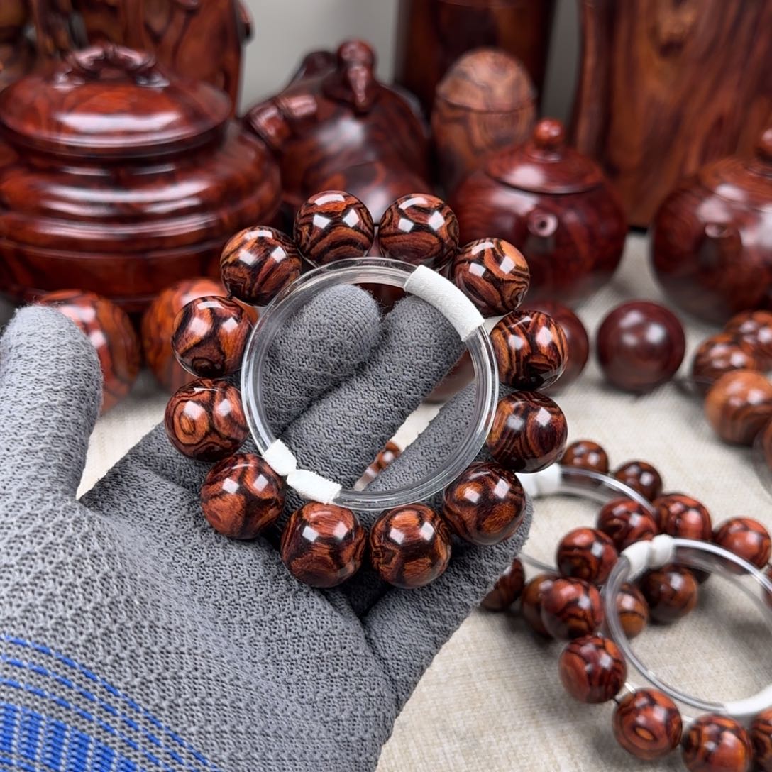 @***树把件黄花梨/降香黄檀2.0cm