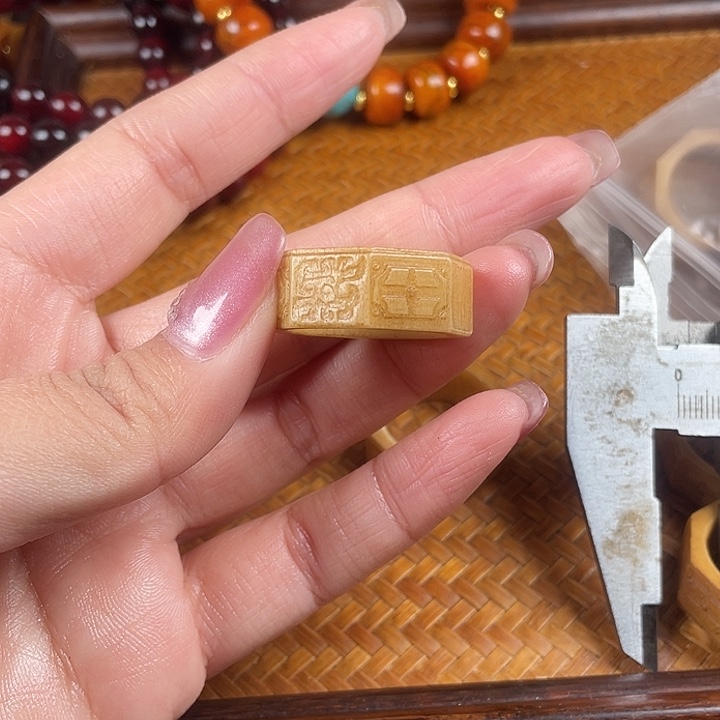 鹿骨手串/手链驼骨驼骨驼骨3。2.2