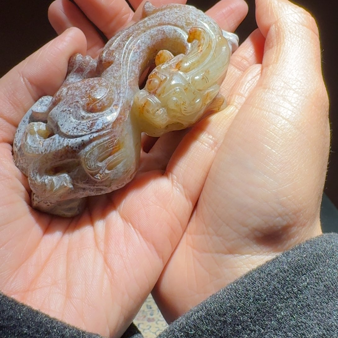 和田玉颈饰未镶嵌不***。