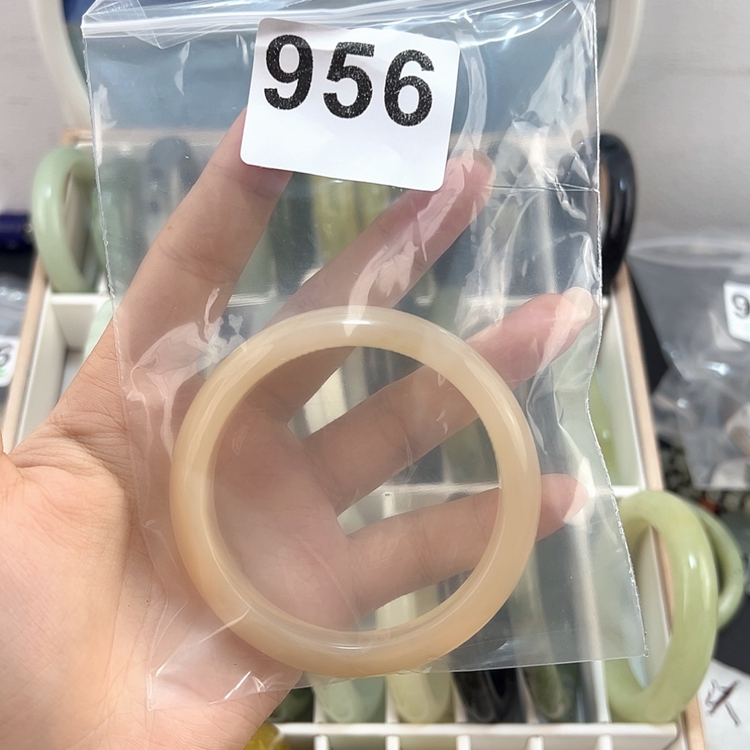 ㅤ***ㅤ未镶嵌蛇纹石玉颈饰