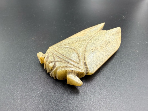和田八刀玉蝉挂饰