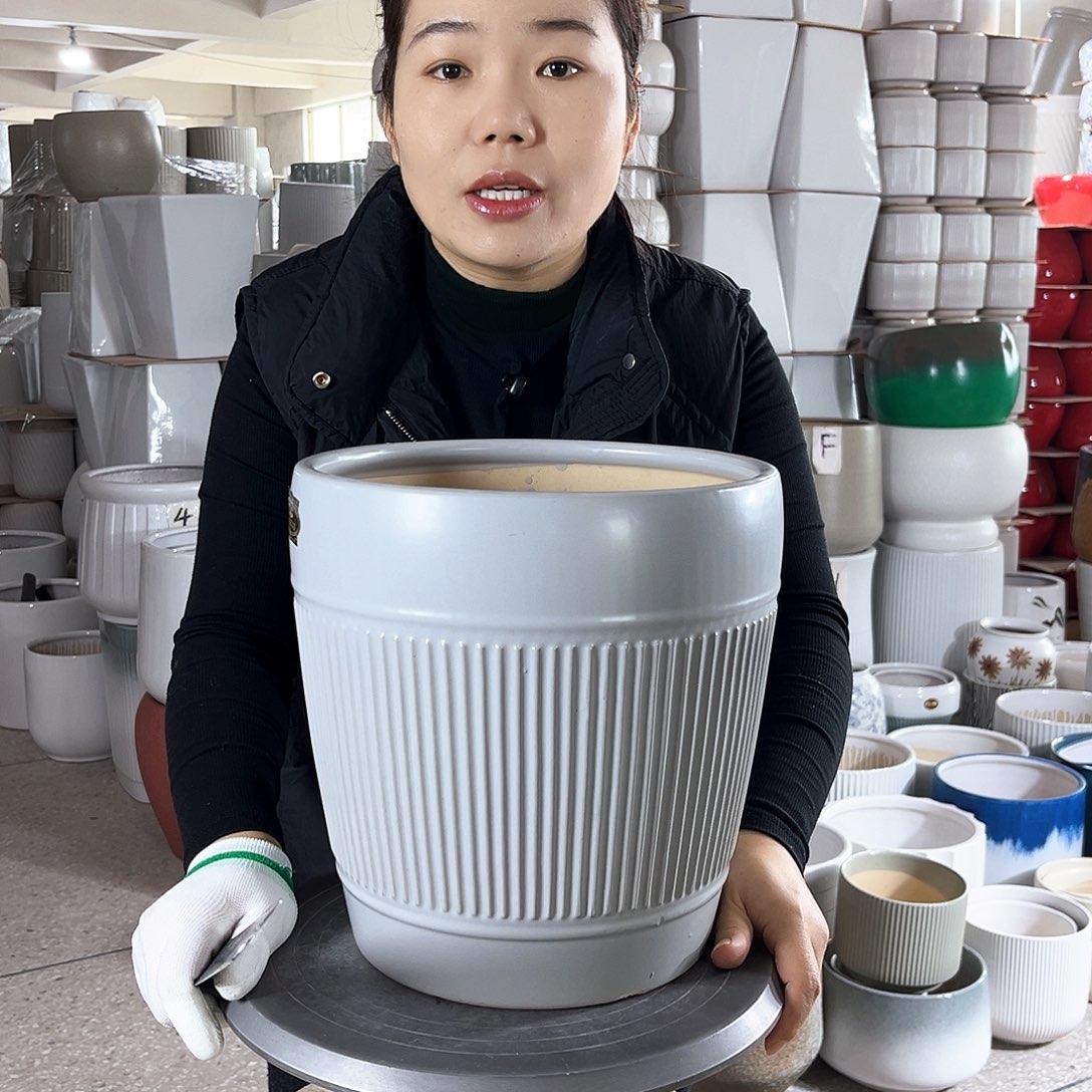 陶瓷口径24.5-26。浅灰