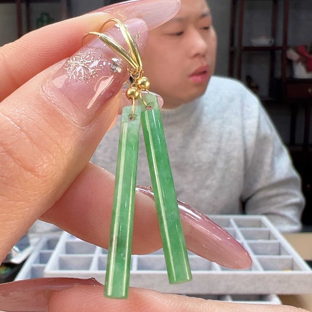 翡翠耳饰18K金镶嵌耳环1