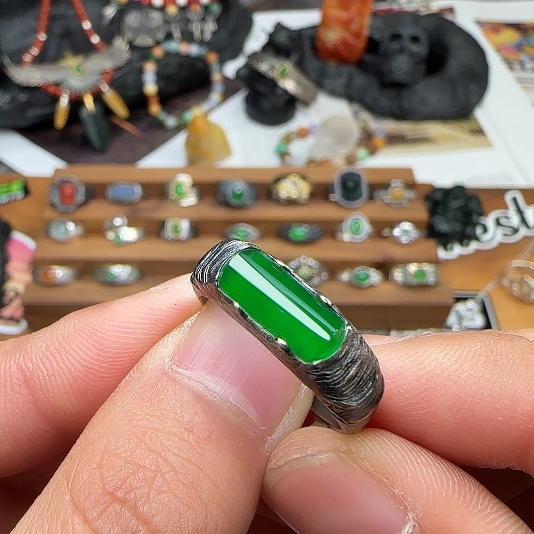 九***鱼翡翠银S925镶嵌戒指